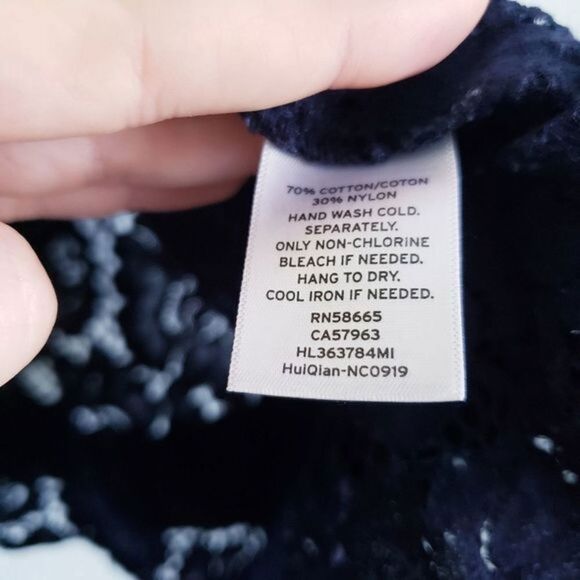 Lace Top‎ - Picture 6 of 7